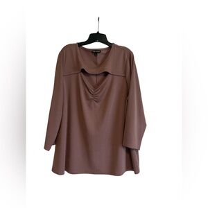 Plus size ladies top